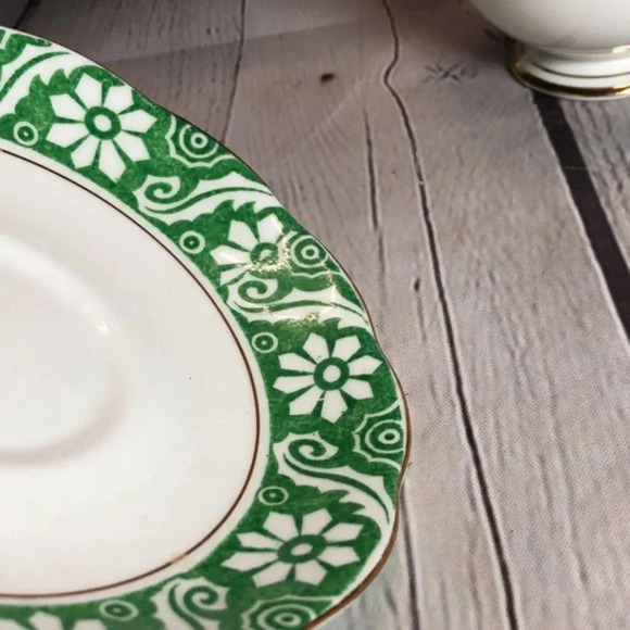 Vintage Roslyn fine bone china england footed cup and saucer - Picture 9 of 10